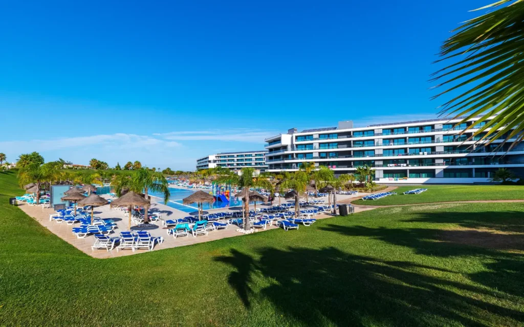 Alvorbaia exterior pool 1