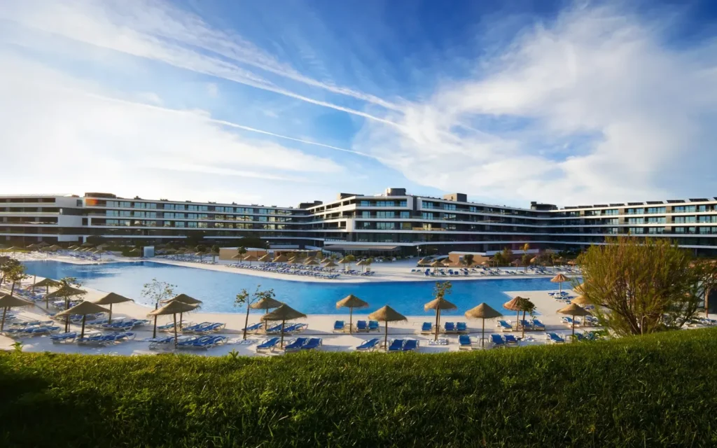 Alvorbaia exterior pool 3