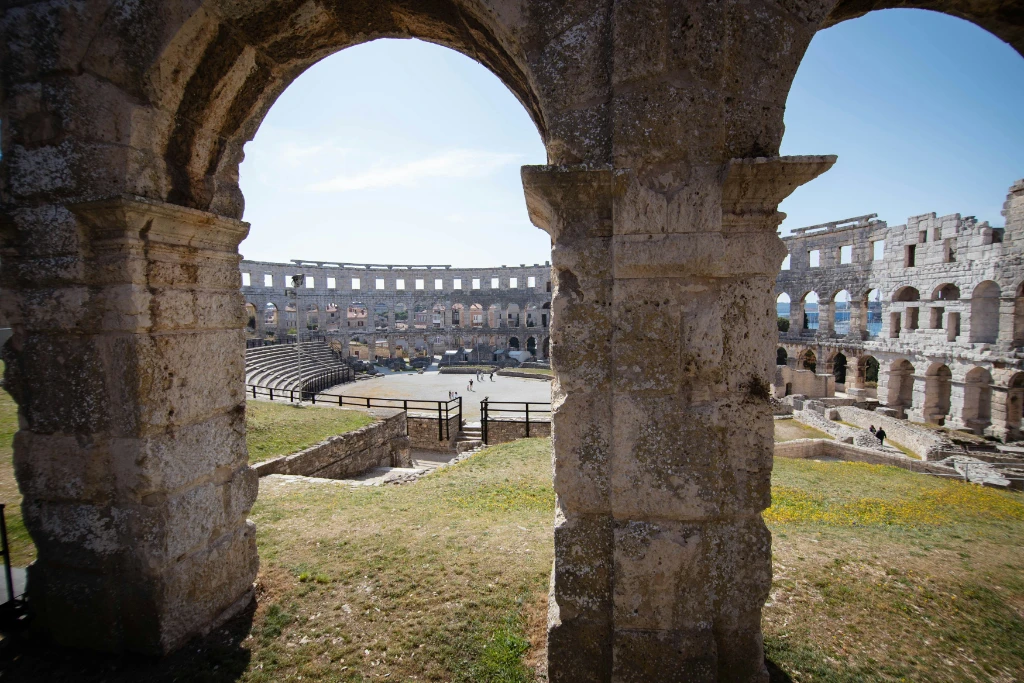 Excursion pula bale 1 1024